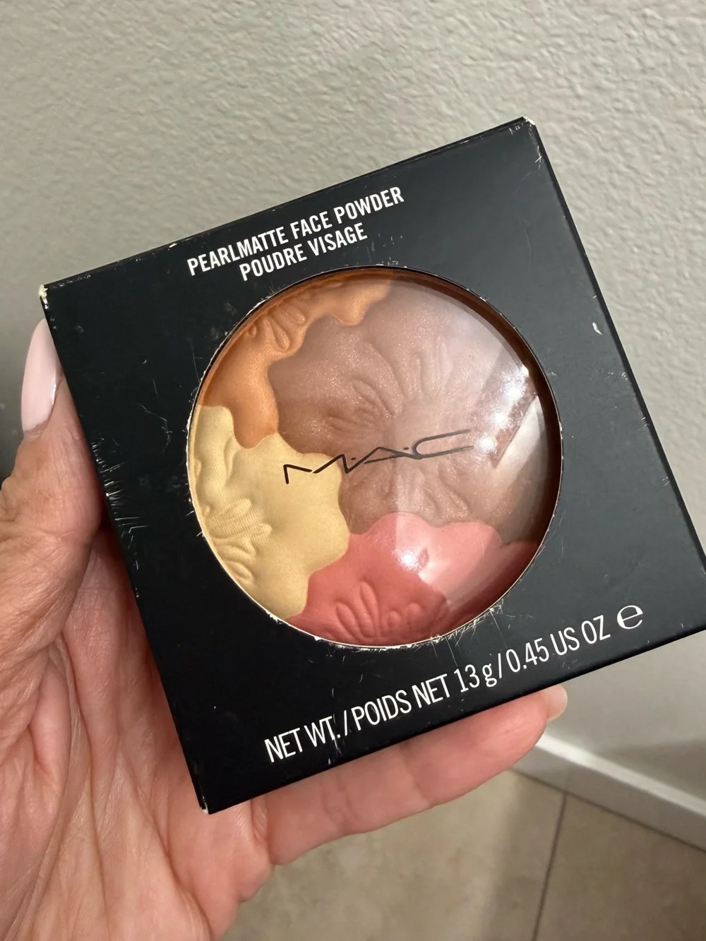 RARE!!! MAC Cosmetics - Lillyland Pearlmatte - NIB